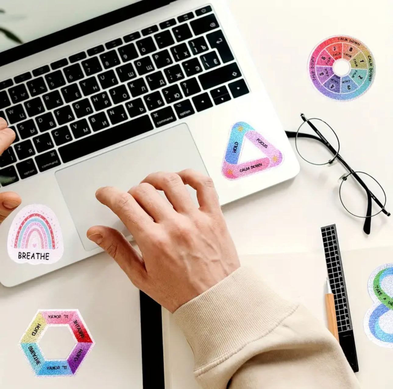 Skynörvunar límmiði - Form