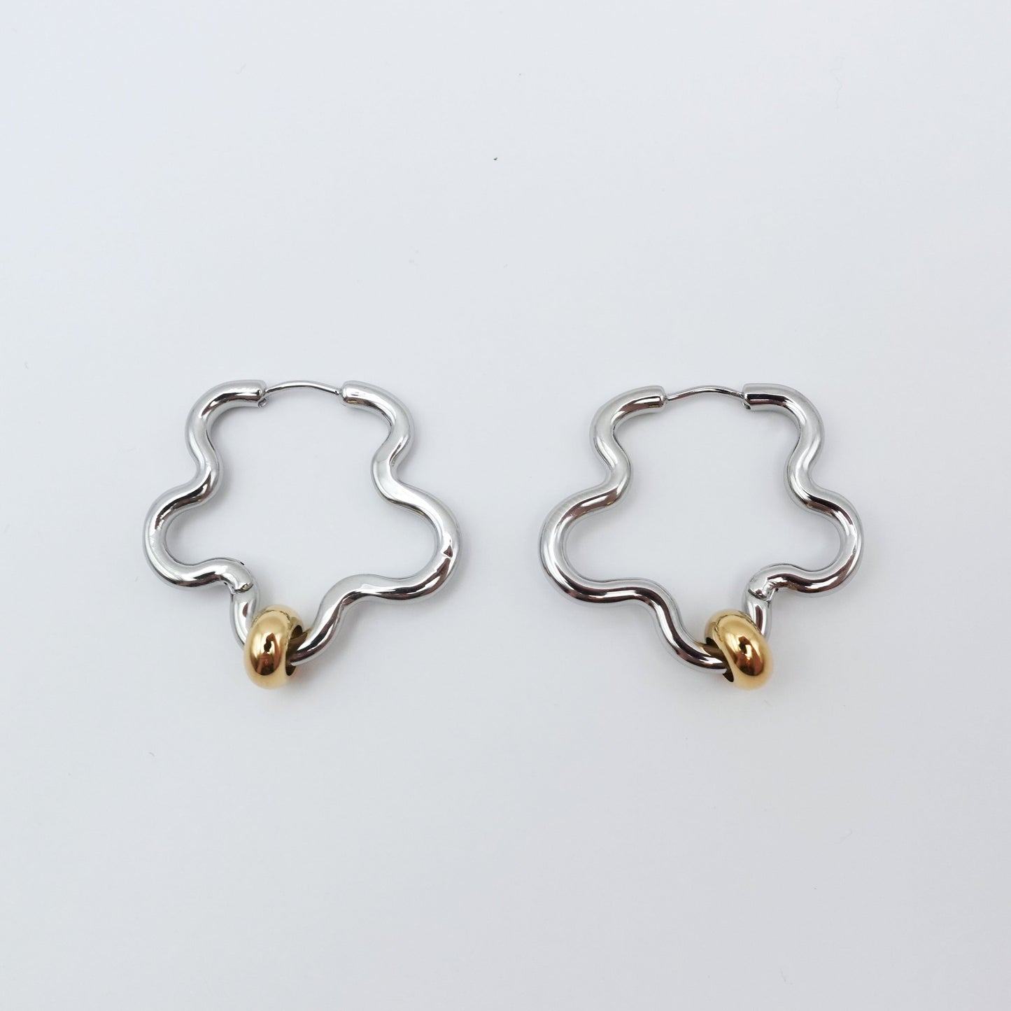 Squiggle Fidget eyrnalokkar